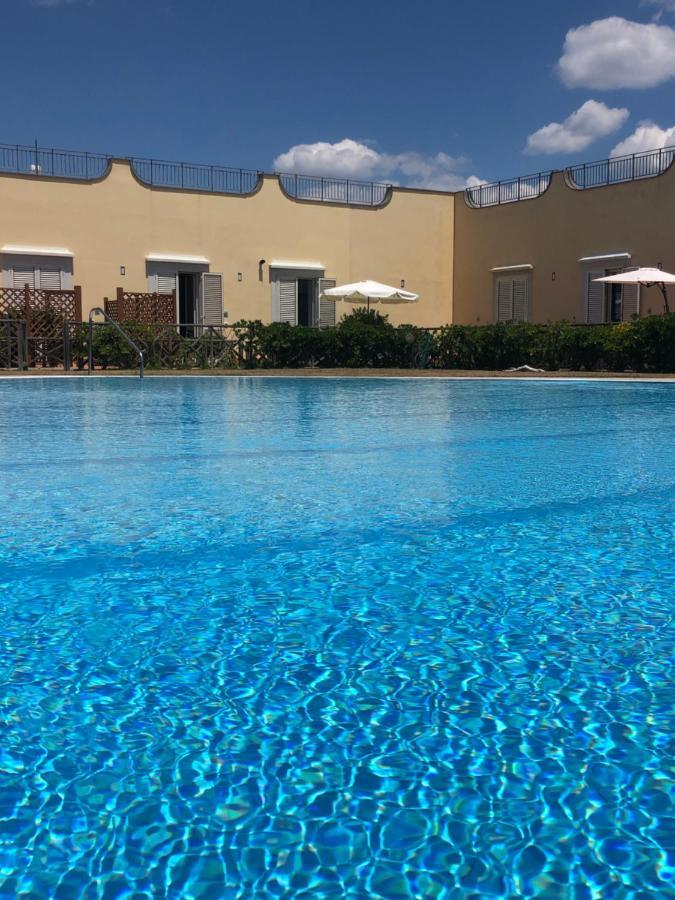 Pia Beach House Баколи Экстерьер фото