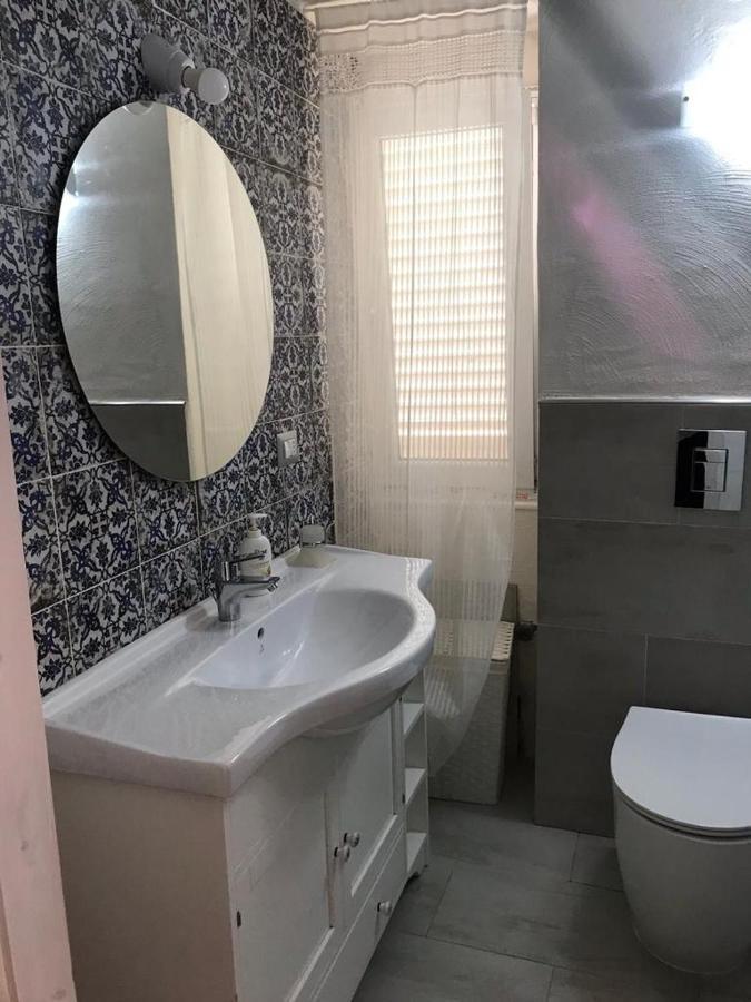 Pia Beach House Баколи Экстерьер фото